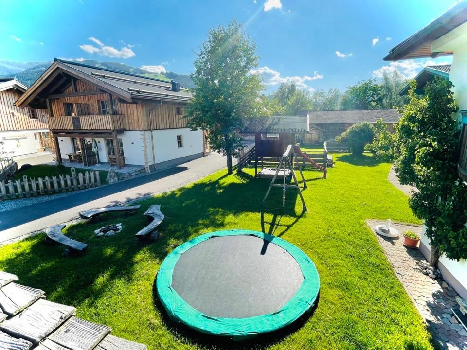 Sieglhub Chalets - Appartements - Hotel Флахау Екстер'єр фото