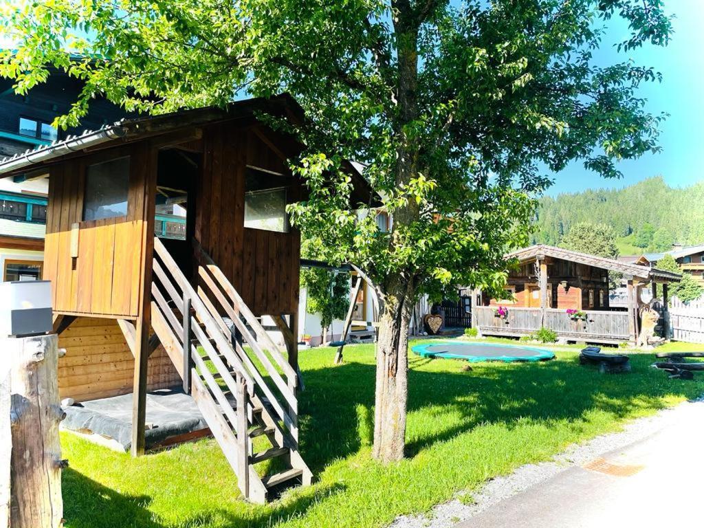 Sieglhub Chalets - Appartements - Hotel Флахау Екстер'єр фото