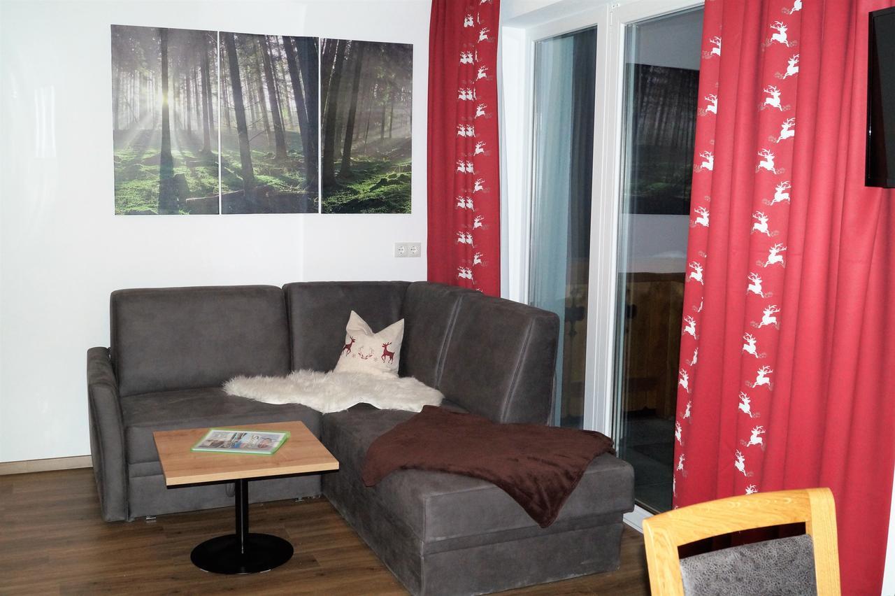 Sieglhub Chalets - Appartements - Hotel Флахау Екстер'єр фото