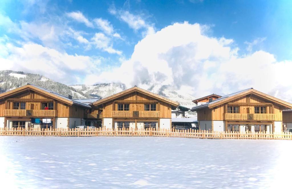 Sieglhub Chalets - Appartements - Hotel Флахау Екстер'єр фото